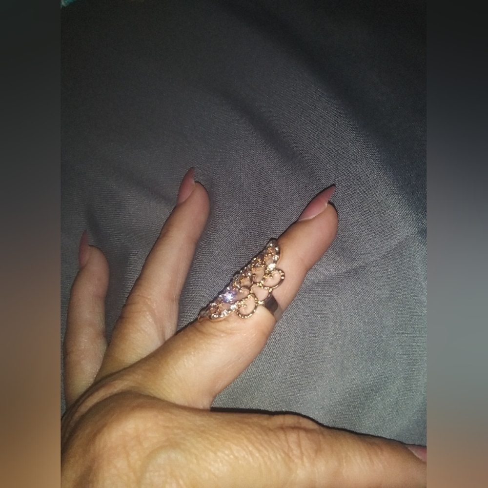 NWOT Ornate Victorian motif ring rose gold plated - Picture 8 of 9